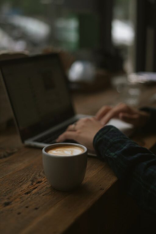 Simple Routines to Start and End Your Workday Effectively